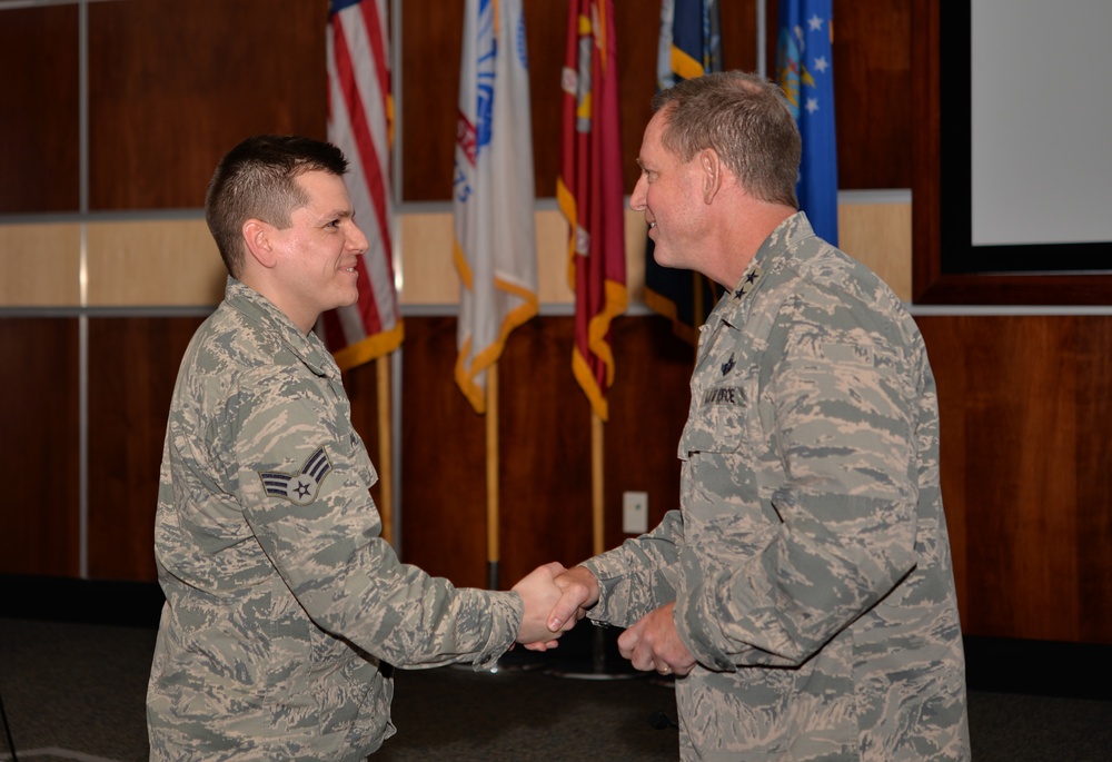 New 19th Air Force commander visits 33rd Fighter Wing