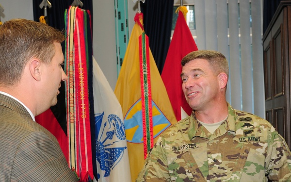 3rd ESC CG recognizes 21st TSC civilian