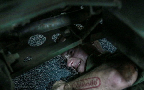 US Marines keep ITVs running