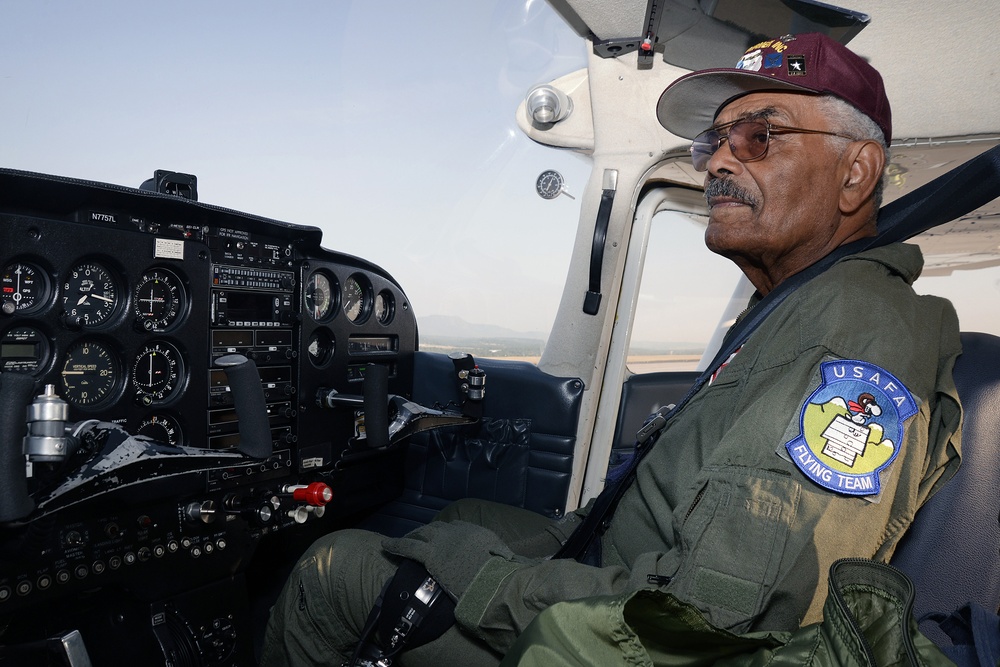 Tuskegee Airman visits US Air Force Academy