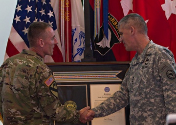 Rodriguez, Volesky shake hands