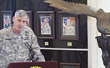 101st receives second highest unit award for mission in Liberia