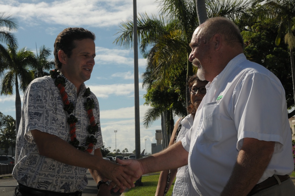 Hawaii Center for Advanced Transportation Technology hosts visit by distinguished guests
