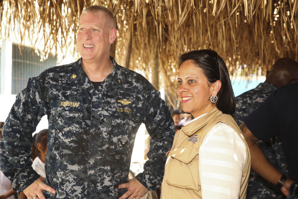 U.S. lends helping hand to Hondurans