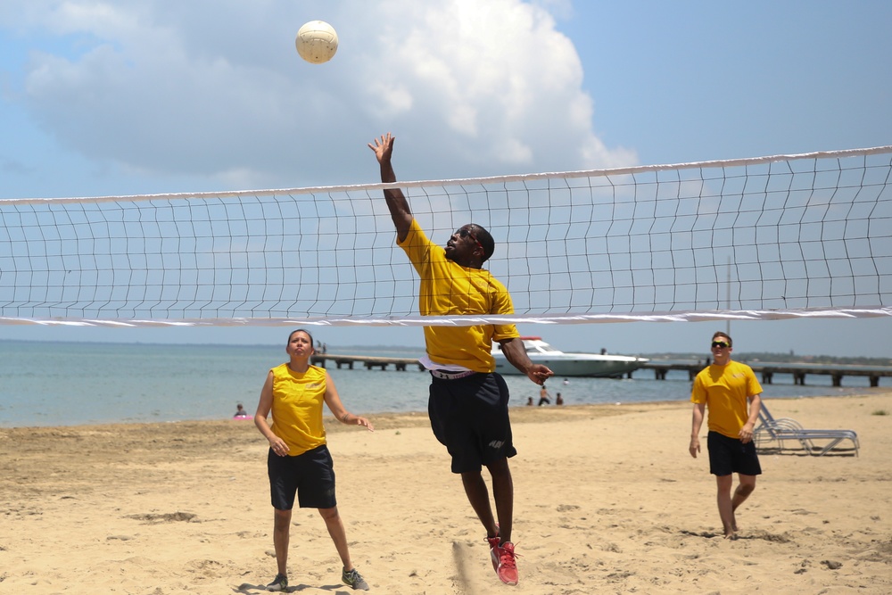 U.S. lends helping hand to Hondurans