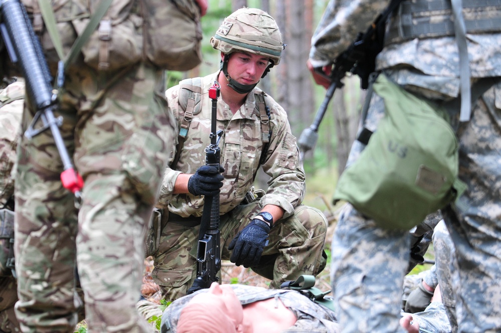 United Kingdom’s 1 Armoured Medical Regiment commands Combat Testing Lane 3 during USAREUR FY15 Fall EFMB
