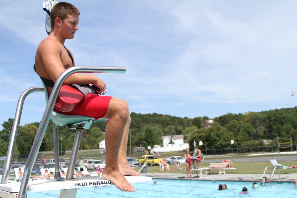 Strasburg, Va., native saves life in pool