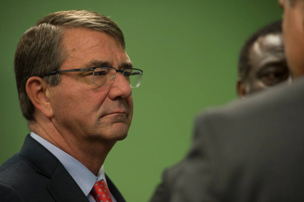 SECDEF hosts Worldwide Troop Talk