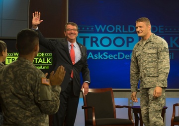 SECDEEF hosts Worldwide Troop Talk