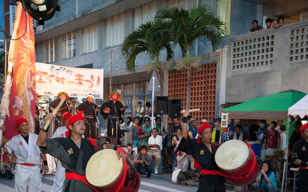 Kadena Cho Eisa Matsuri