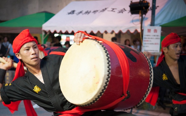Kadena Cho Eisa Matsuri