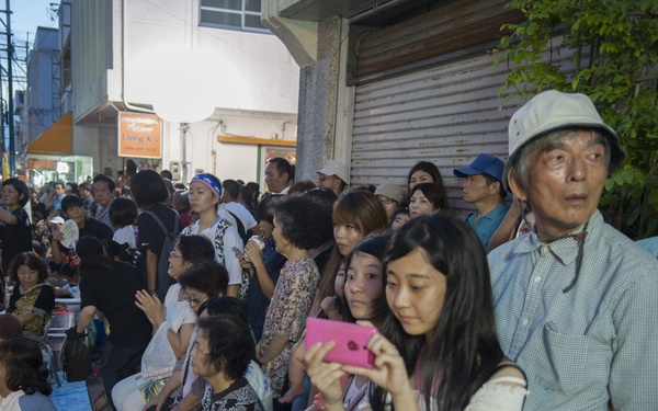 Kadena Cho Eisa Matsuri