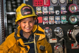 Combat Center families take part in Family Fun Night