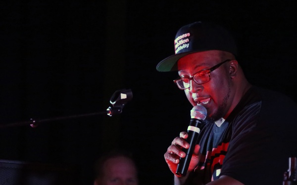 Marines gather for entertainment icons at air station appreciation event