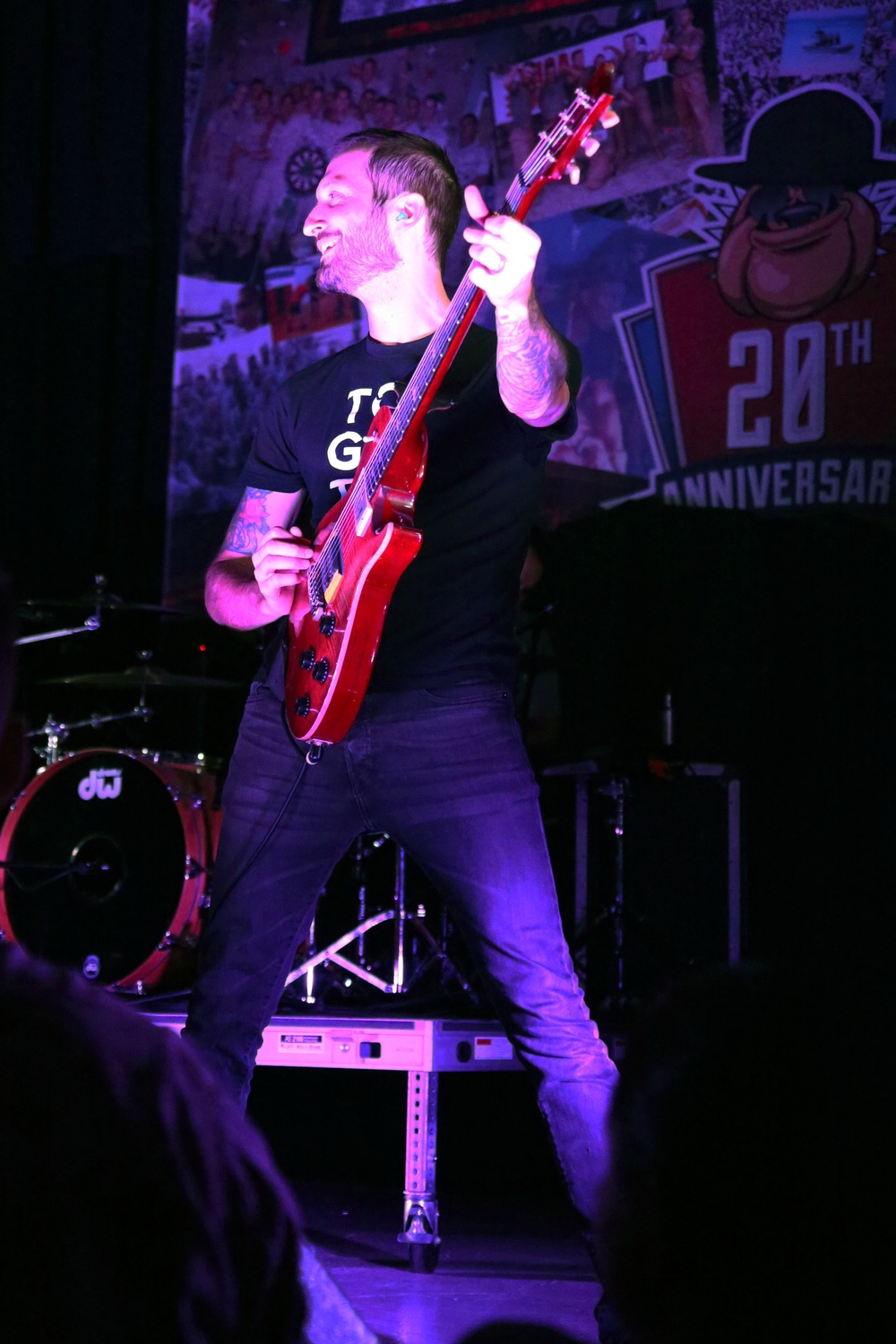 Marines gather for entertainment icons at air station appreciation event
