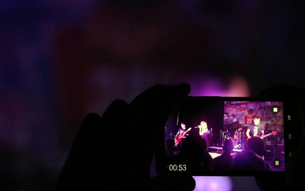 Marines gather for entertainment icons at air station appreciation event