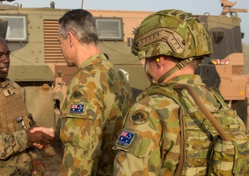 U.S. Marines with Marine Rotational Force – Darwin and Australian Army soldiers train together during Exercise Crocodile Strike