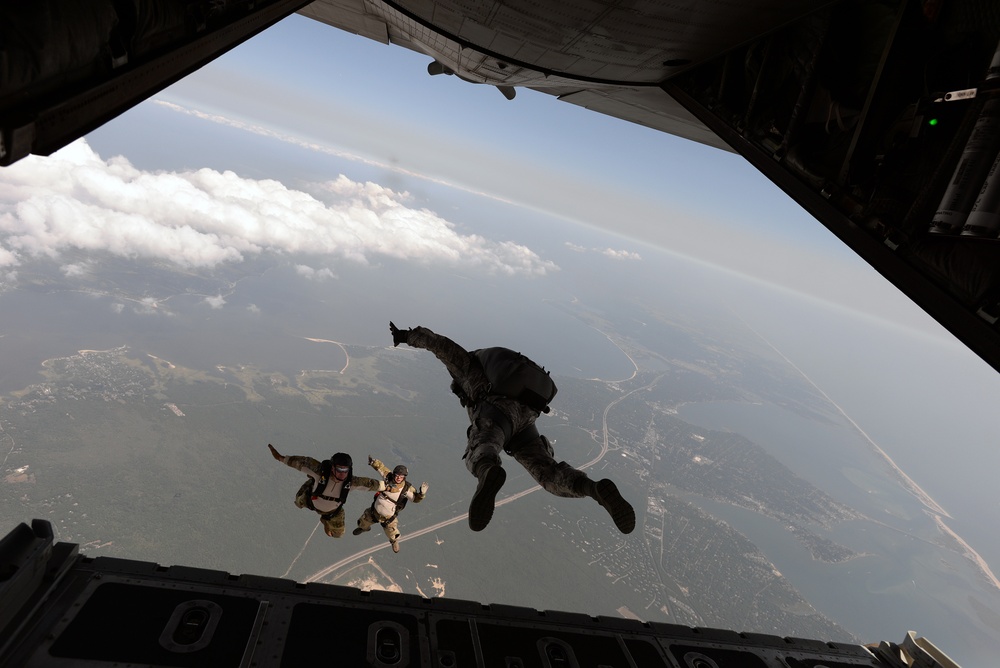 Air National Guard Command Chief Hotaling visits 106th Rescue Wing