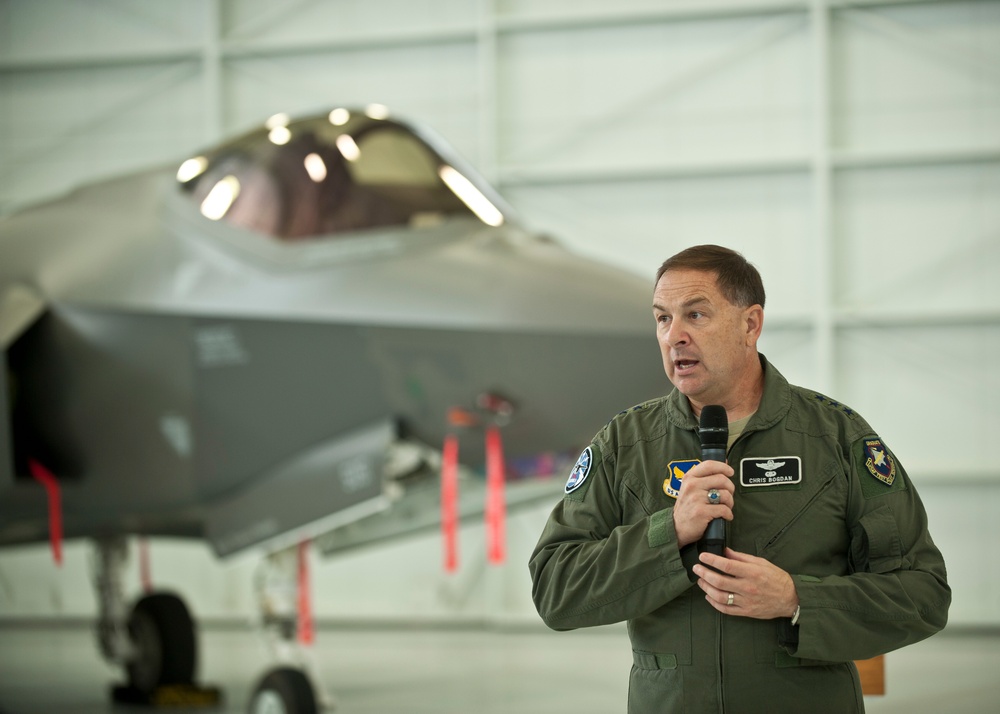 Bogdan shines light on F-35 program