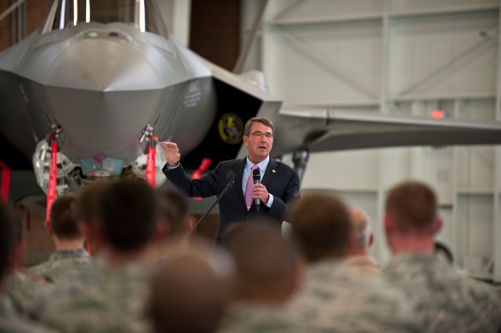 Defense Secretary Ash Carter visits Nellis