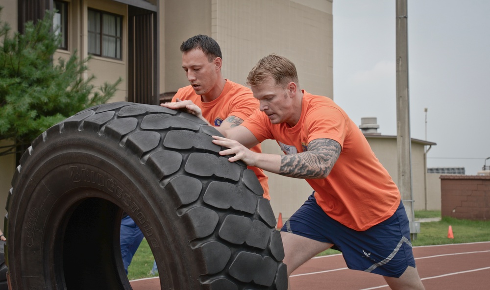 Airmen, Soldiers celebrate Women's Equality Day with Warrior Challenge