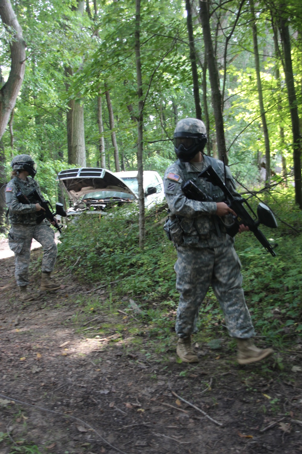 412th Soldiers scan for insurgents