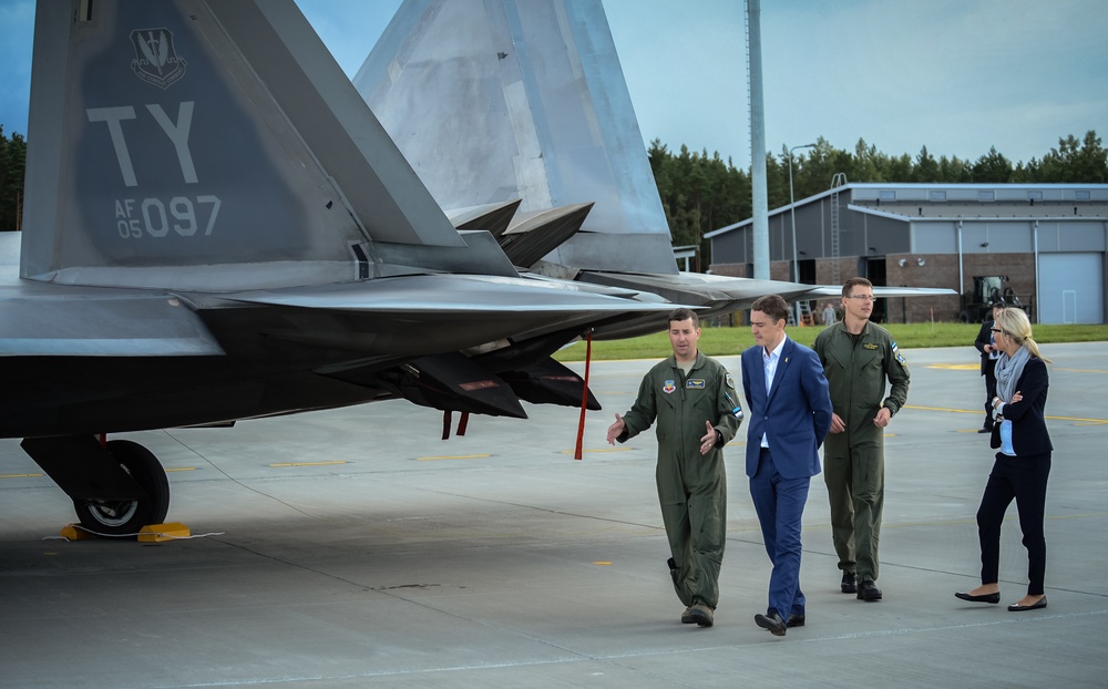 F-22 Raptors deploy to Estonia