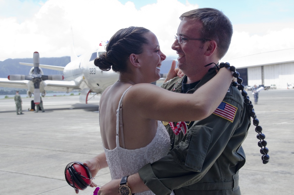 'Golden Swordsmen’ return to K-Bay