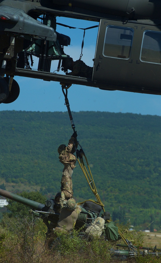 Paratroopers conduct artillery fire mission during 173rd Airborne Brigade LFX
