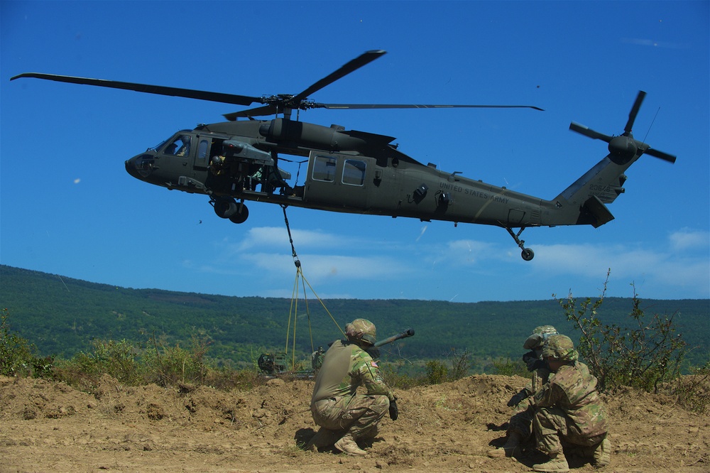 Paratroopers conduct artillery fire mission during 173rd Airborne Brigade LFX