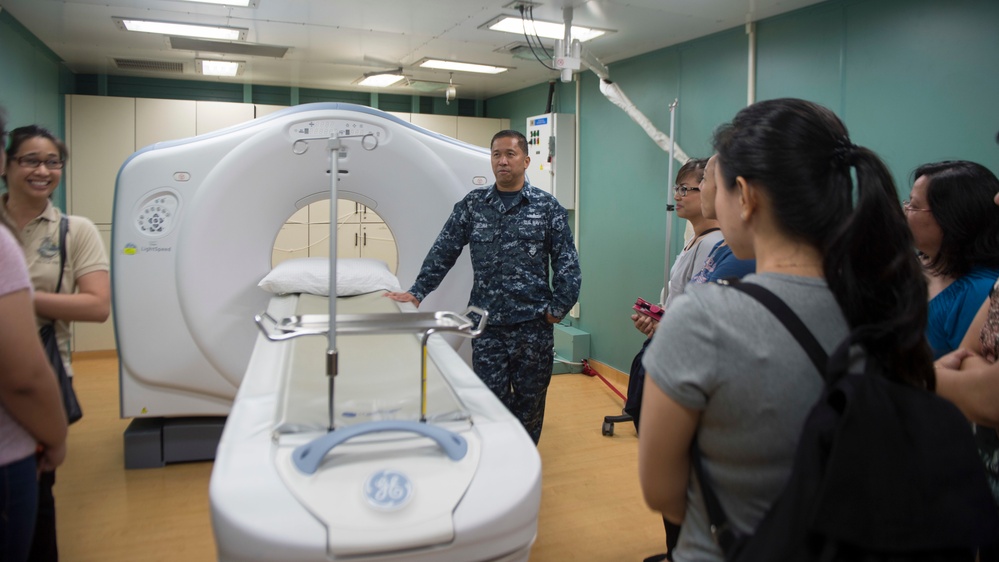 USNS Mercy crew conducts ship tours during Pacific Partnership 2015