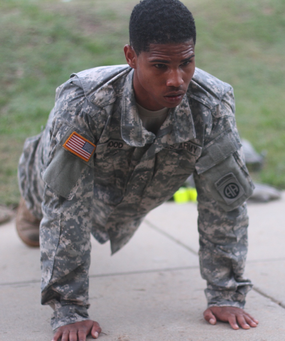 3rd BCT paratroopers give it their all during physical training competition