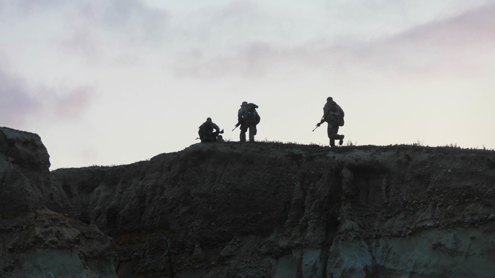 Marines, Sailors hit the beach ready to fight