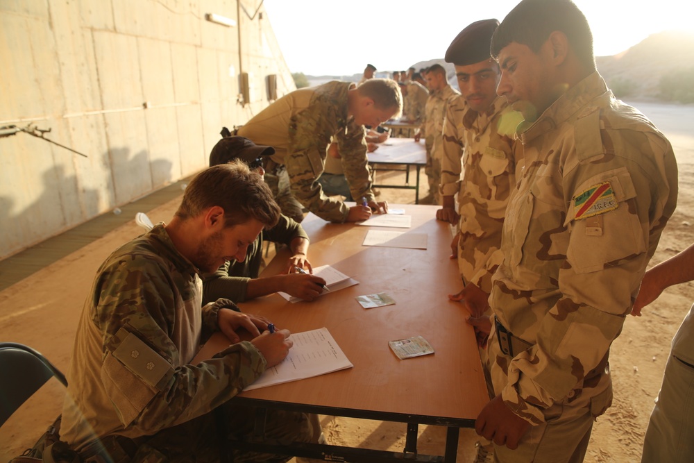 Task Force Al Asad processes Biometric Data with 7th Iraqi Division