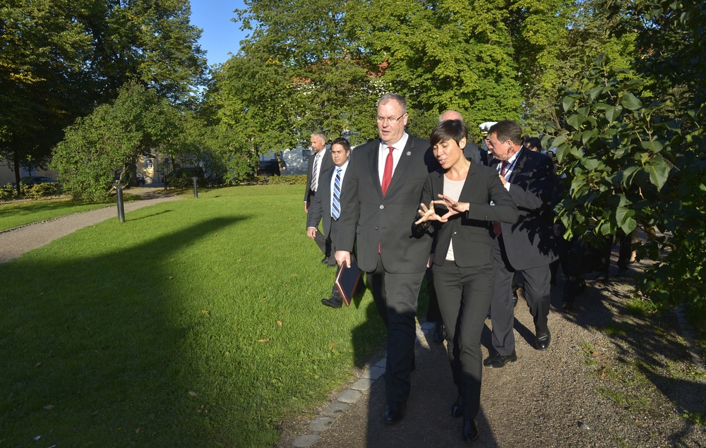 Deputy Secretary of Defense Bob Work travels to Norway