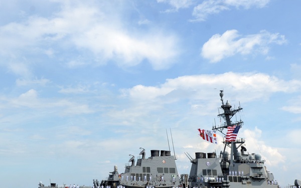 USS Carney (DDG-64)
