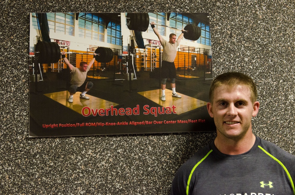 Nationally-ranked weightlifter preaches health and fitness at Army Wellness Center
