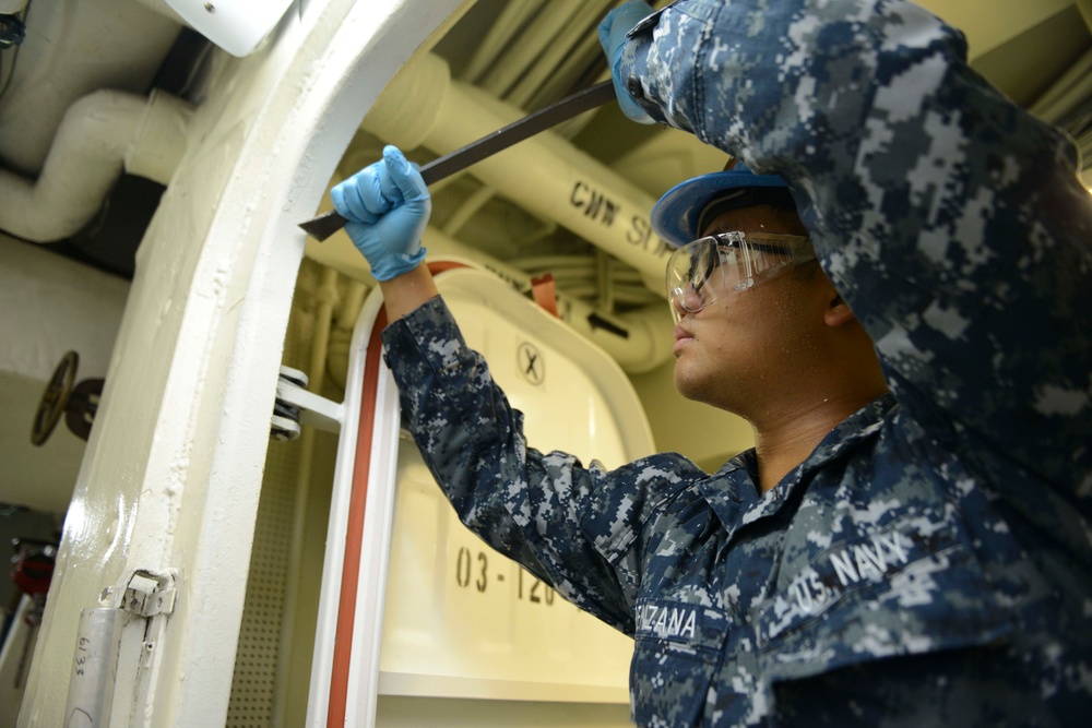 USS Nimitz maintenance