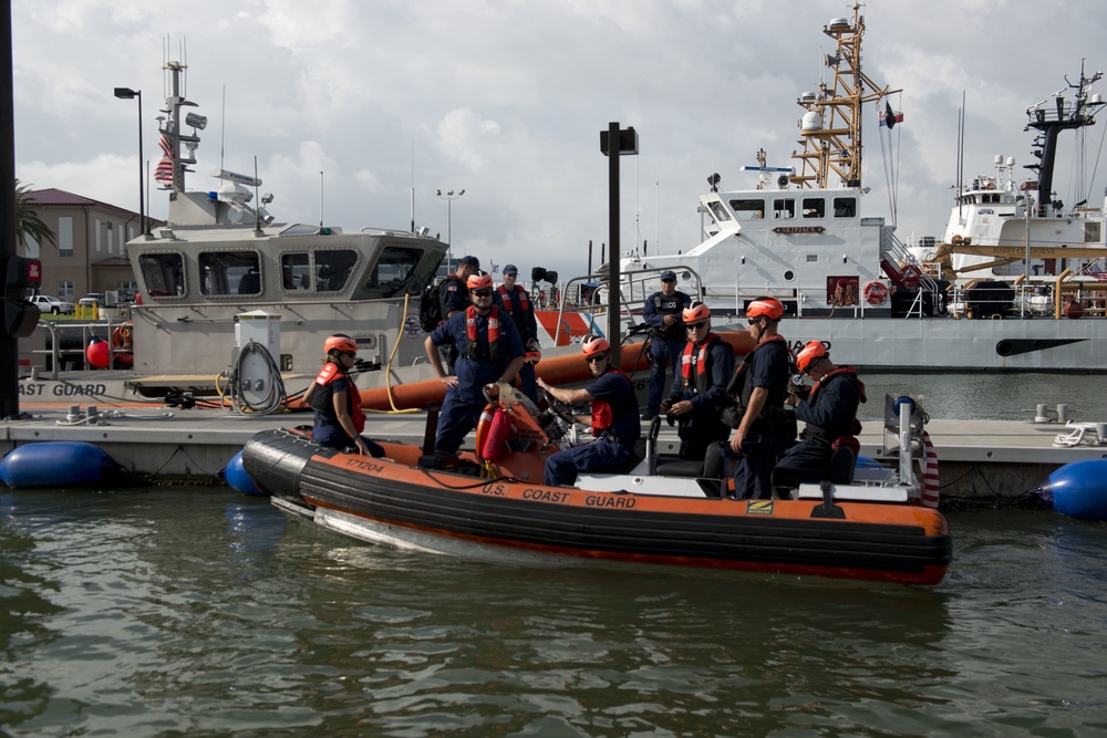 Coast Guard Cutter Manta crew conducts boarding operations