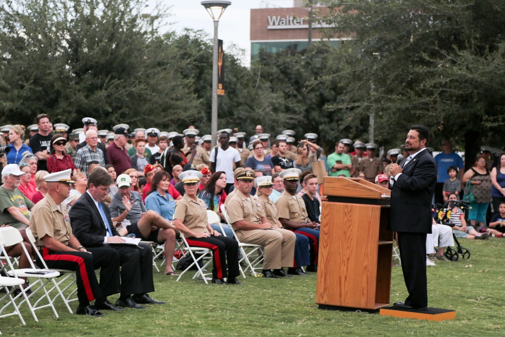 Marines and Phoenix Residents Officially Begin Marine Week