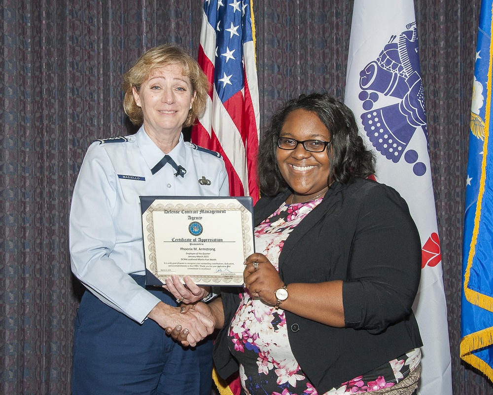 Contract administrator inspired to serve others by mom, warfighter and homeless