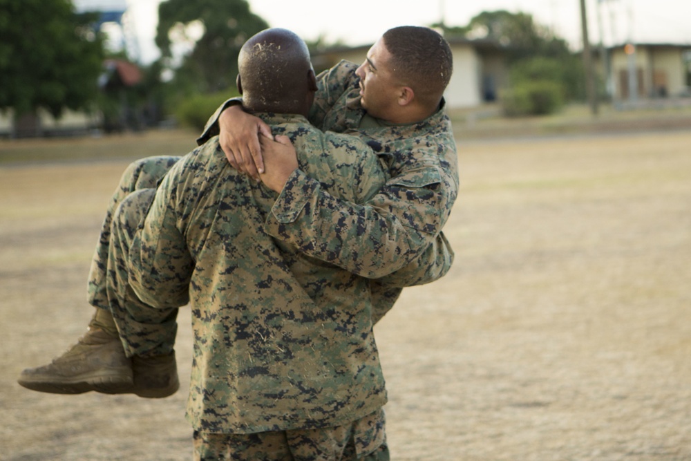 US Marines with SPMAGTF-SC take part in a MCMAP brown belt course