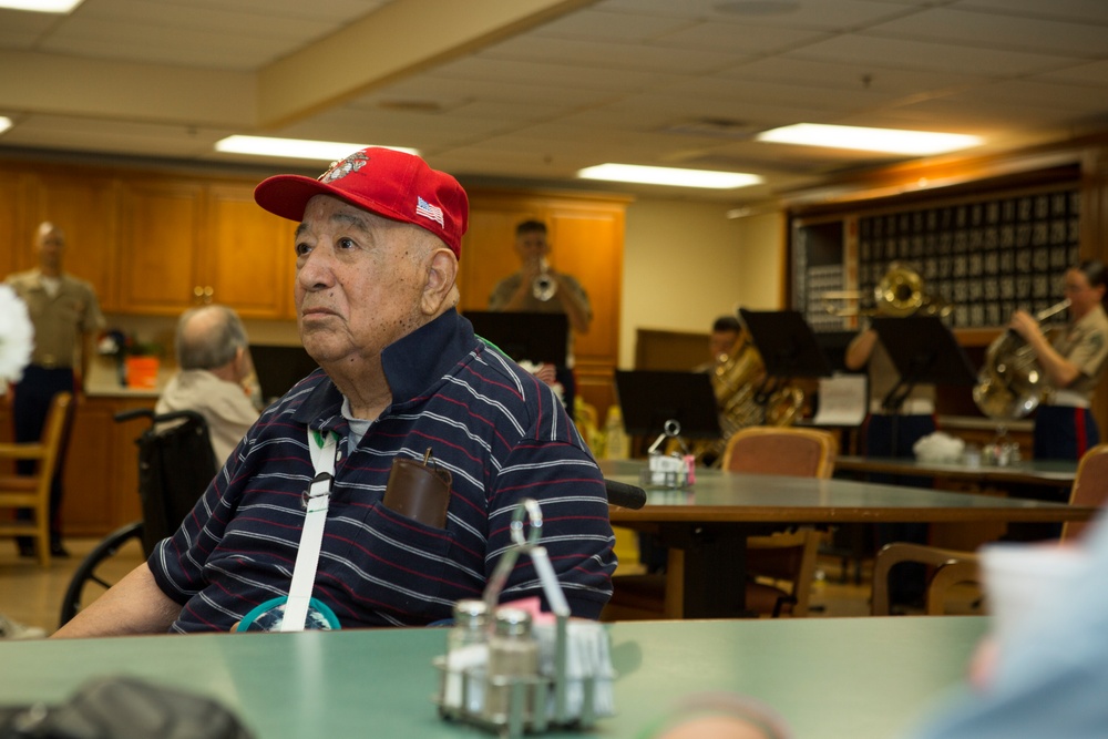 Marines visit Phoenix VA Hospital