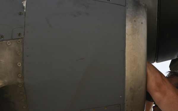 Reserve Airmen maintain C-130s keeping AFCENT air operations steady