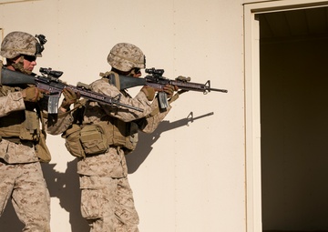 Dawn Blitz; 'Dark Horse' engages MOUT training