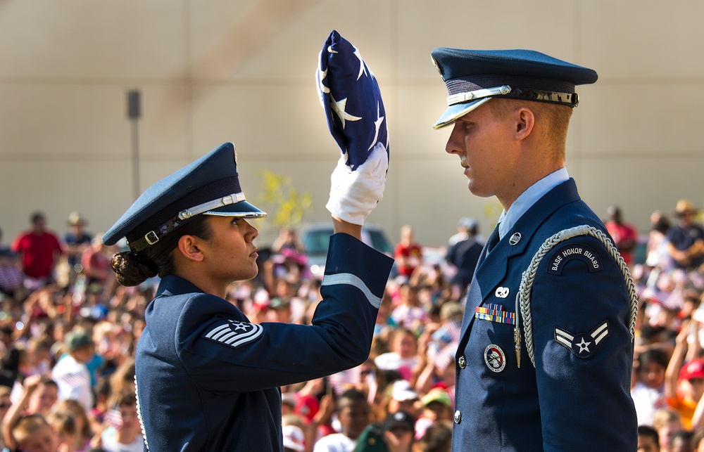 Travis students honor the fallen, Freedom Walk Sept. 11, 2015