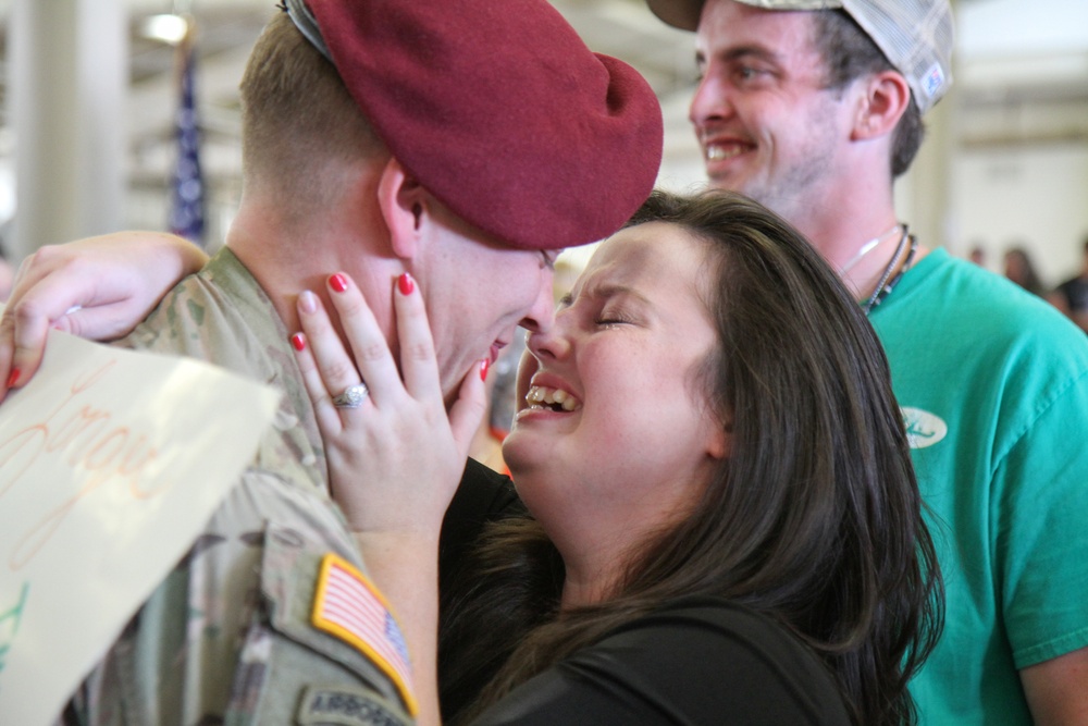 3rd BCT paratroopers redeploy from Operation Inherent Resolve