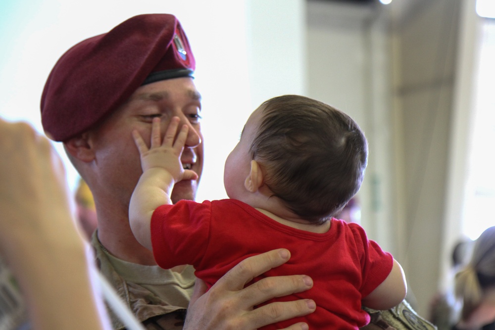 3rd BCT paratroopers redeploy from Operation Inherent Resolve