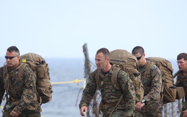KOA MOANA 15-3 Marines embark on USNS Lewis and Clark