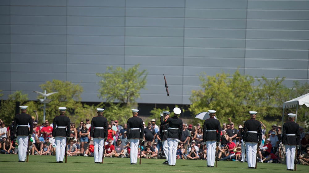 MAGTF wows crowd at Marine Week Phoenix
